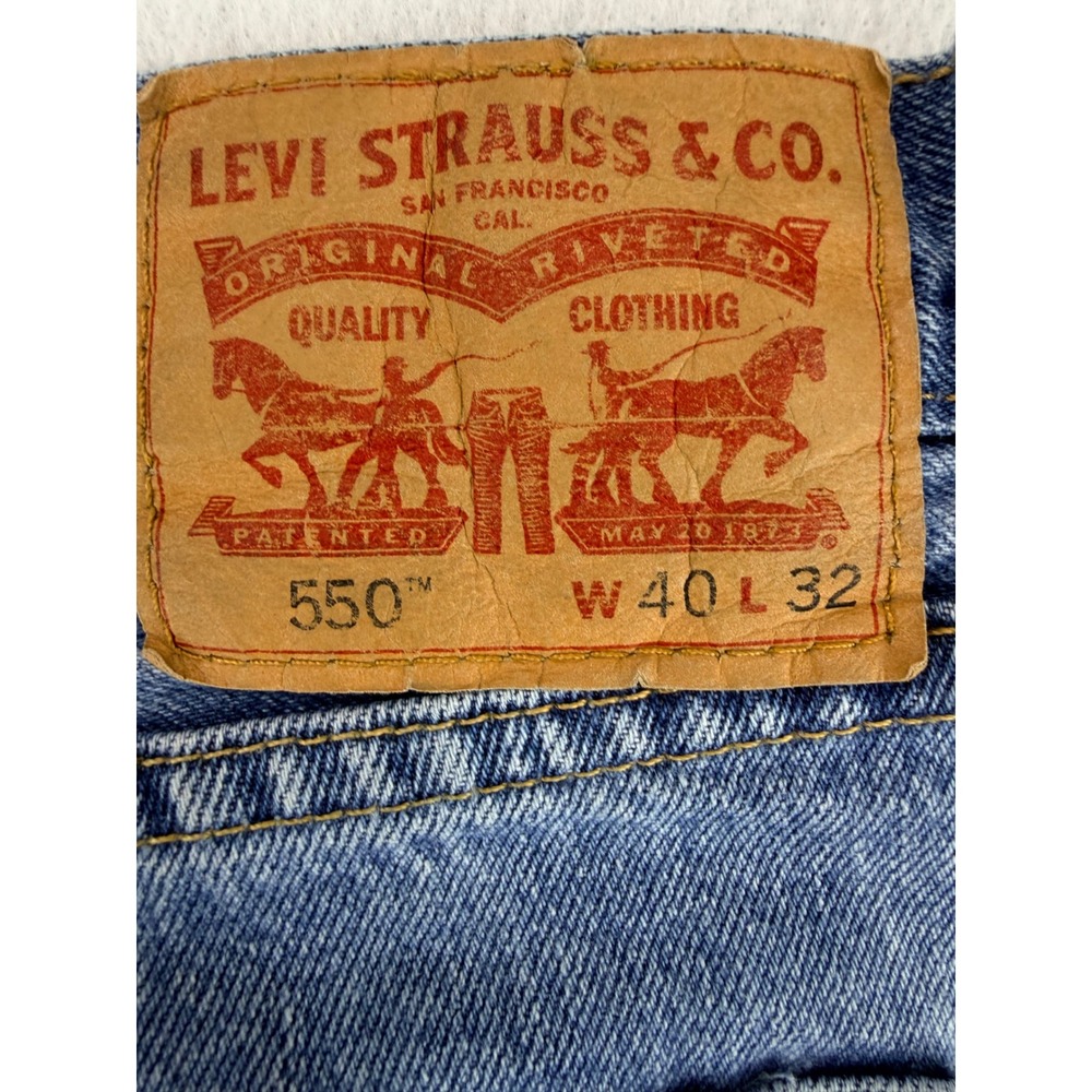 Levis 550 Relaxed Fit Tapered Leg Jeans Mens 40x32 Medium Wash Blue Denim